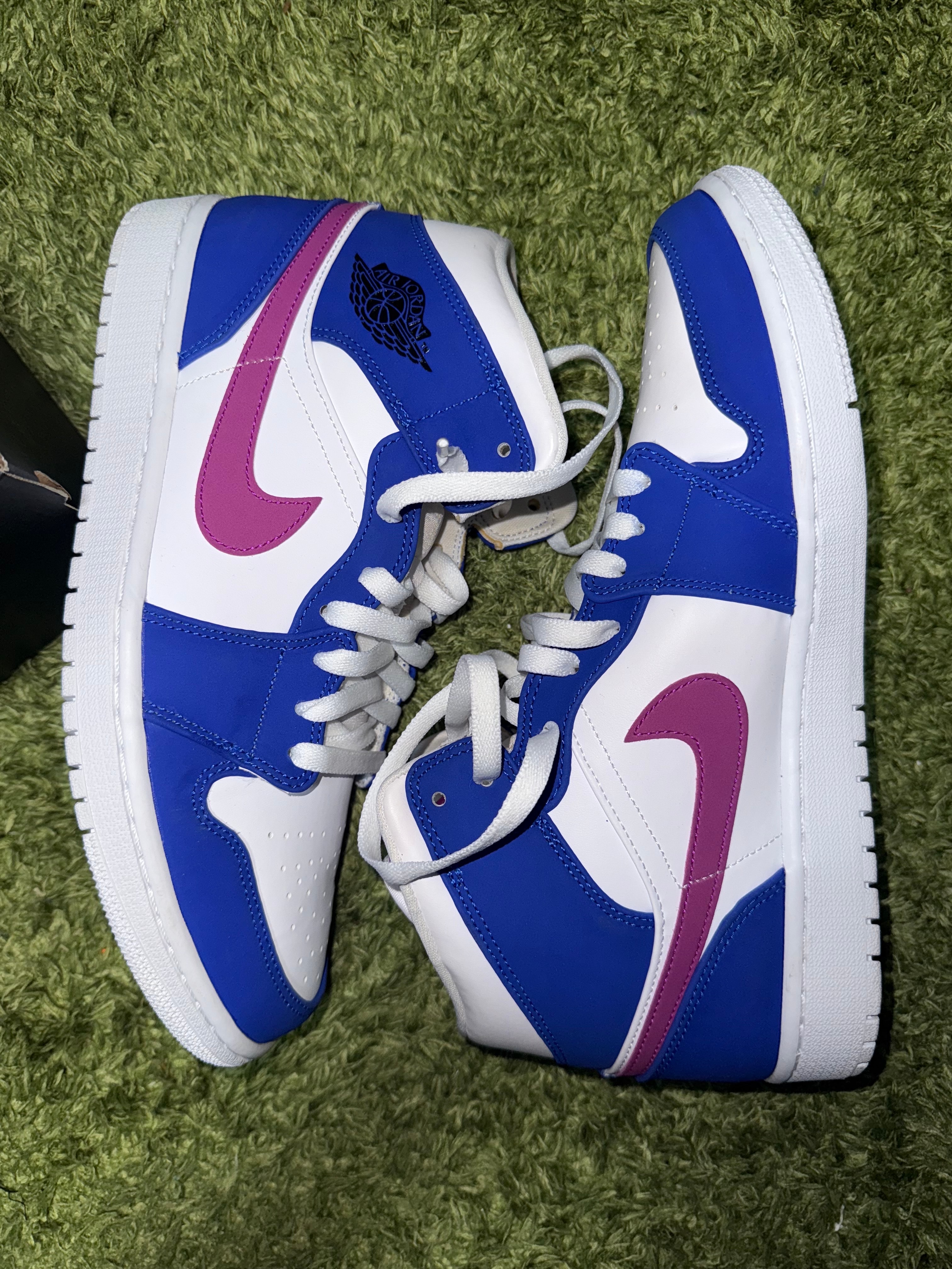 Nike Air Jordan 1 Mid "Hyper Royal/Hyper Violet/White"