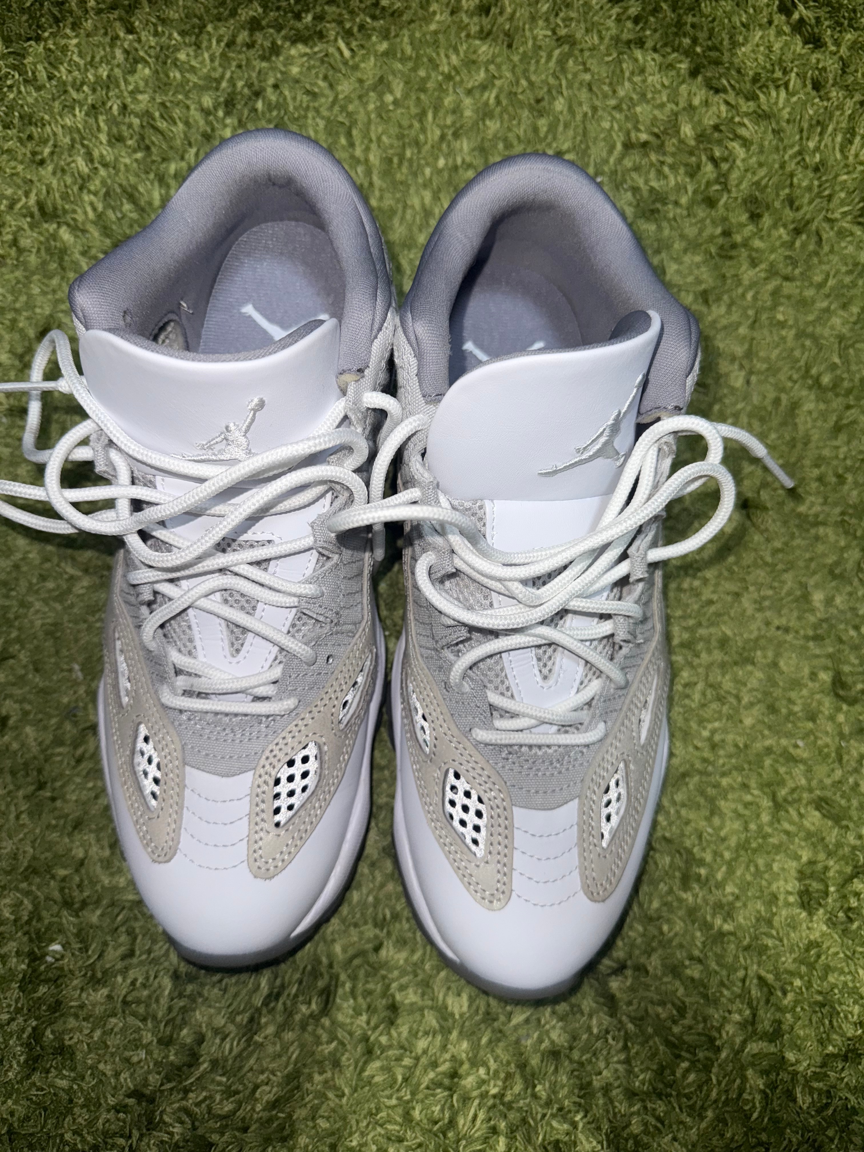 Nike Air Jordan 11 Low IE "Light Orewood Brown"