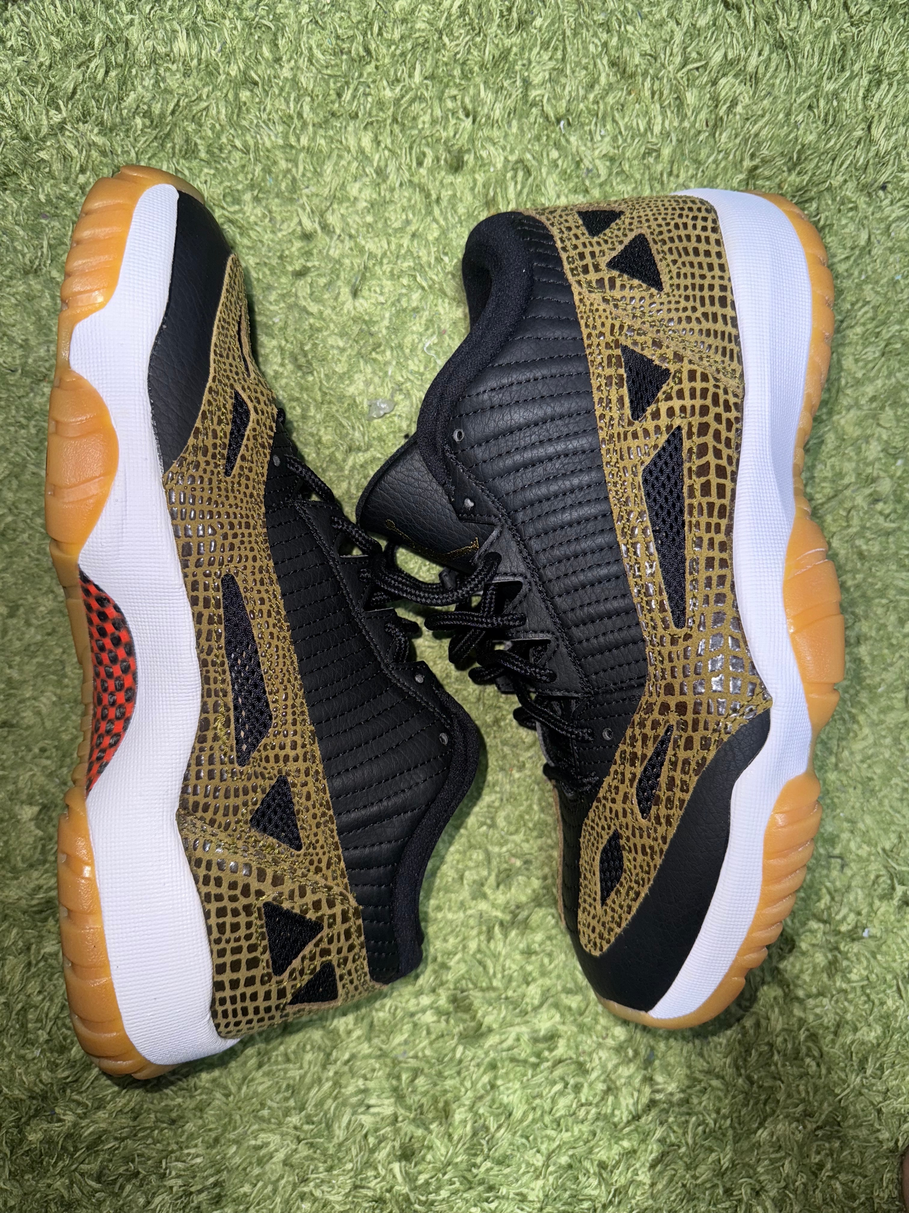 Nike Air Jordan 11 Retro Low IE "Militia Green" (2015)