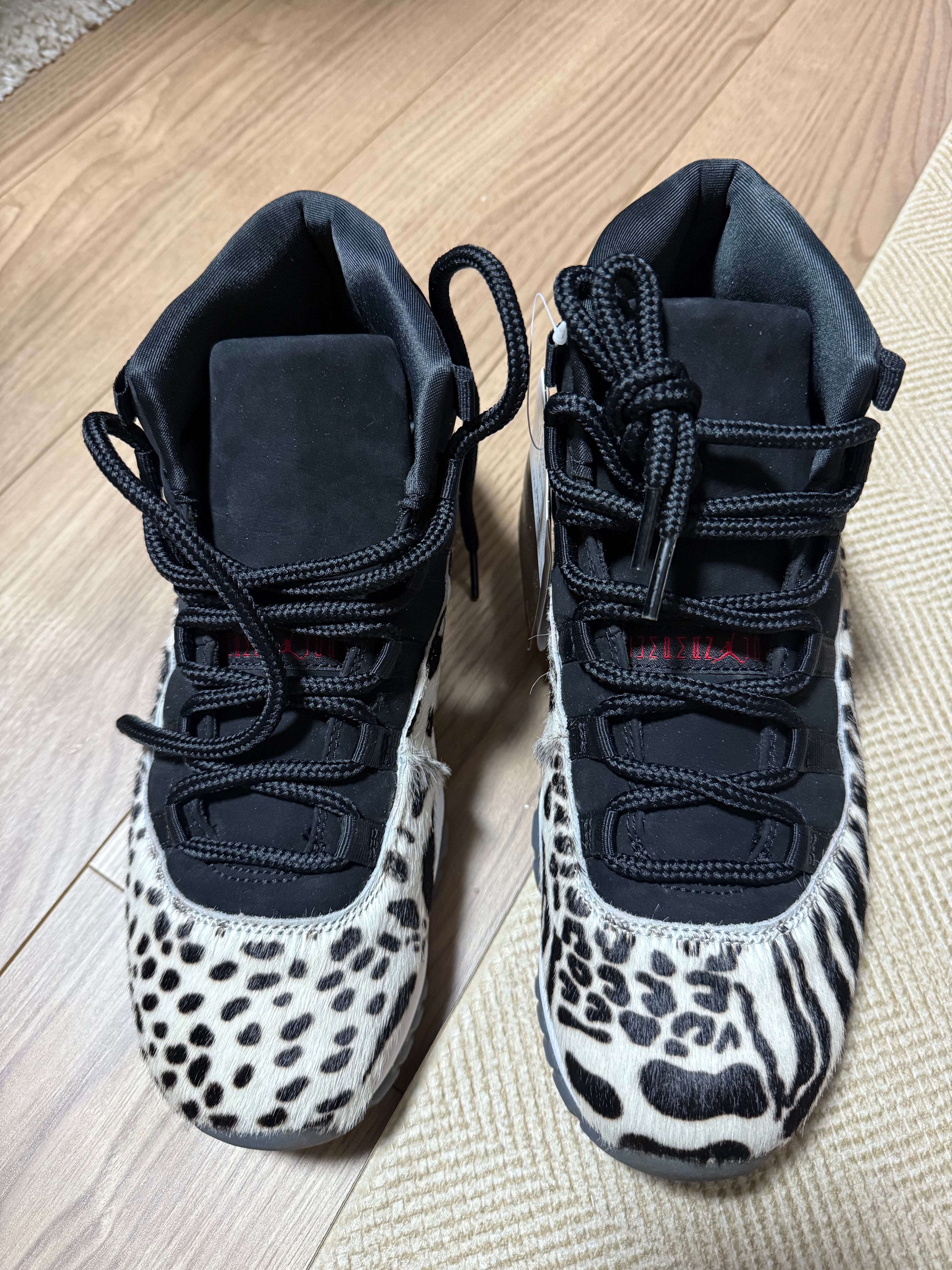 ジョーダン エアジョーダン11 (JORDAN Air Jordan 11) の新作・中古