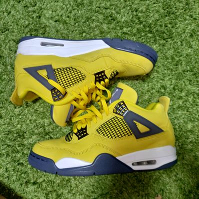 Nike Air Jordan 4 "Tour Yellow"