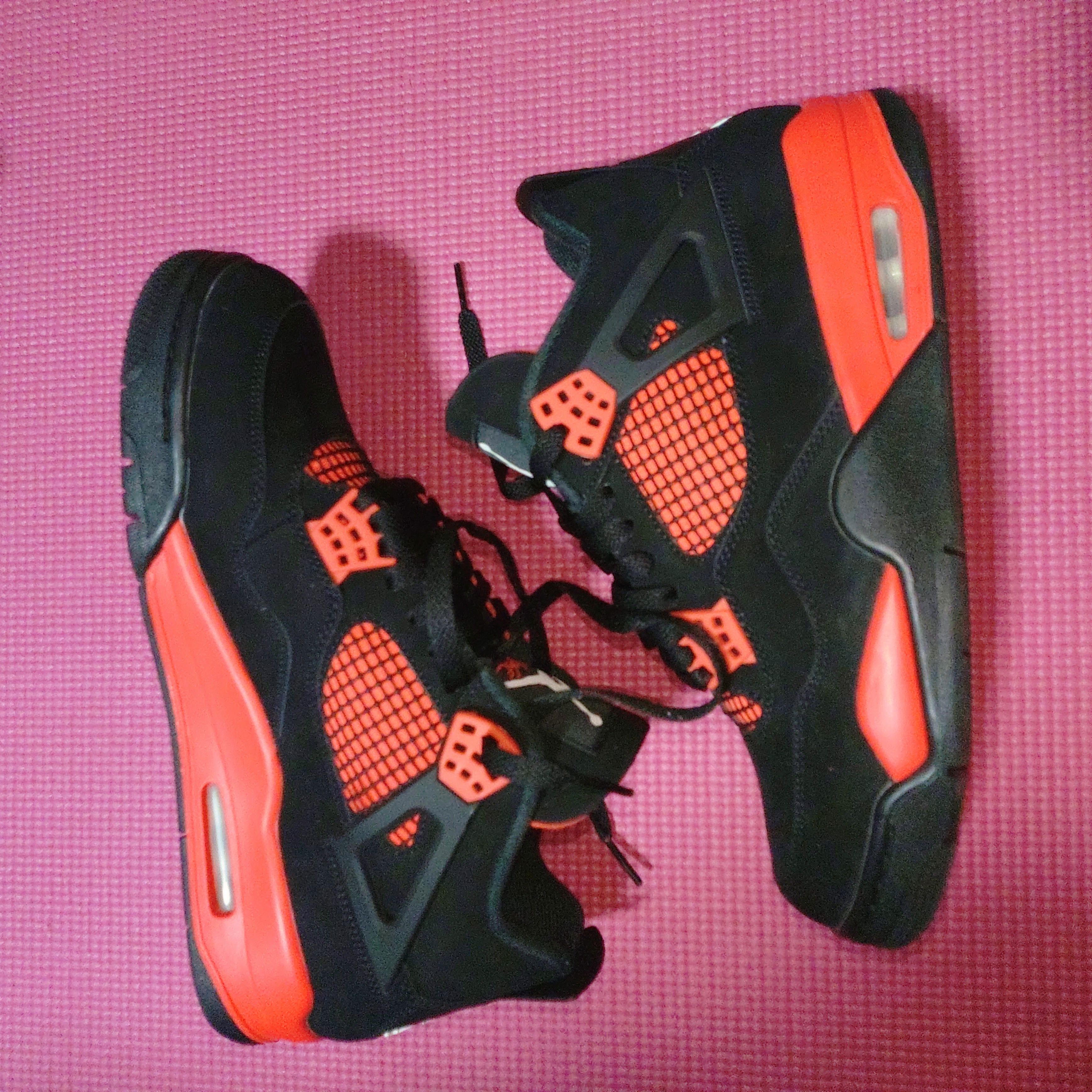 Nike Air Jordan 4 "Red Thunder/Crimson"