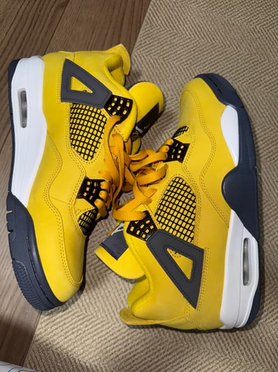 Nike Air Jordan 4 "Tour Yellow"