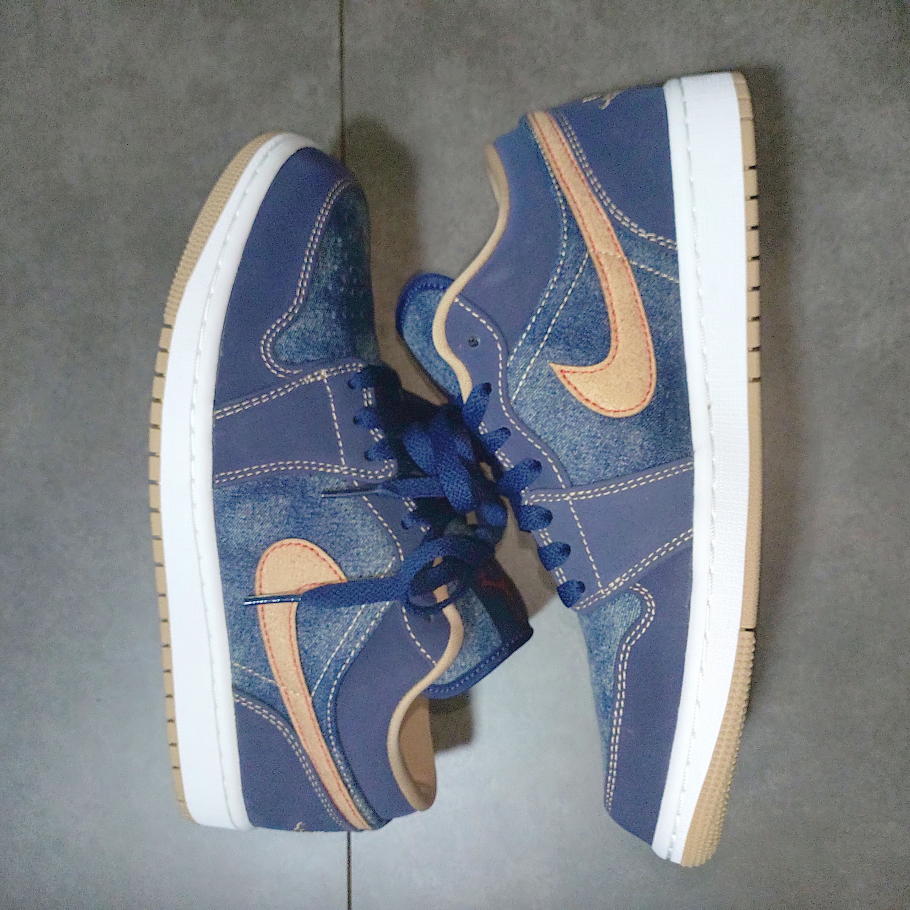 Nike Air Jordan 1 Low 