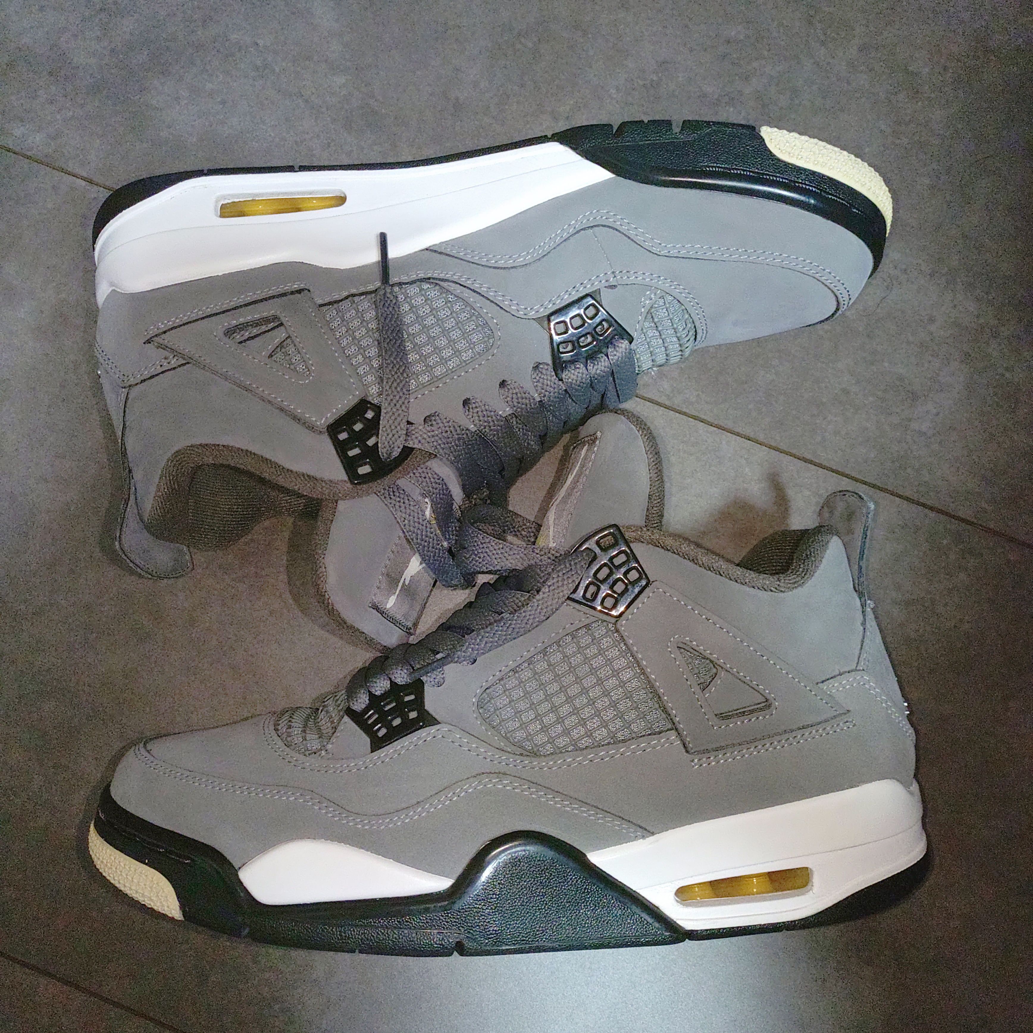 Nike Air Jordan 4 "Cool Grey"