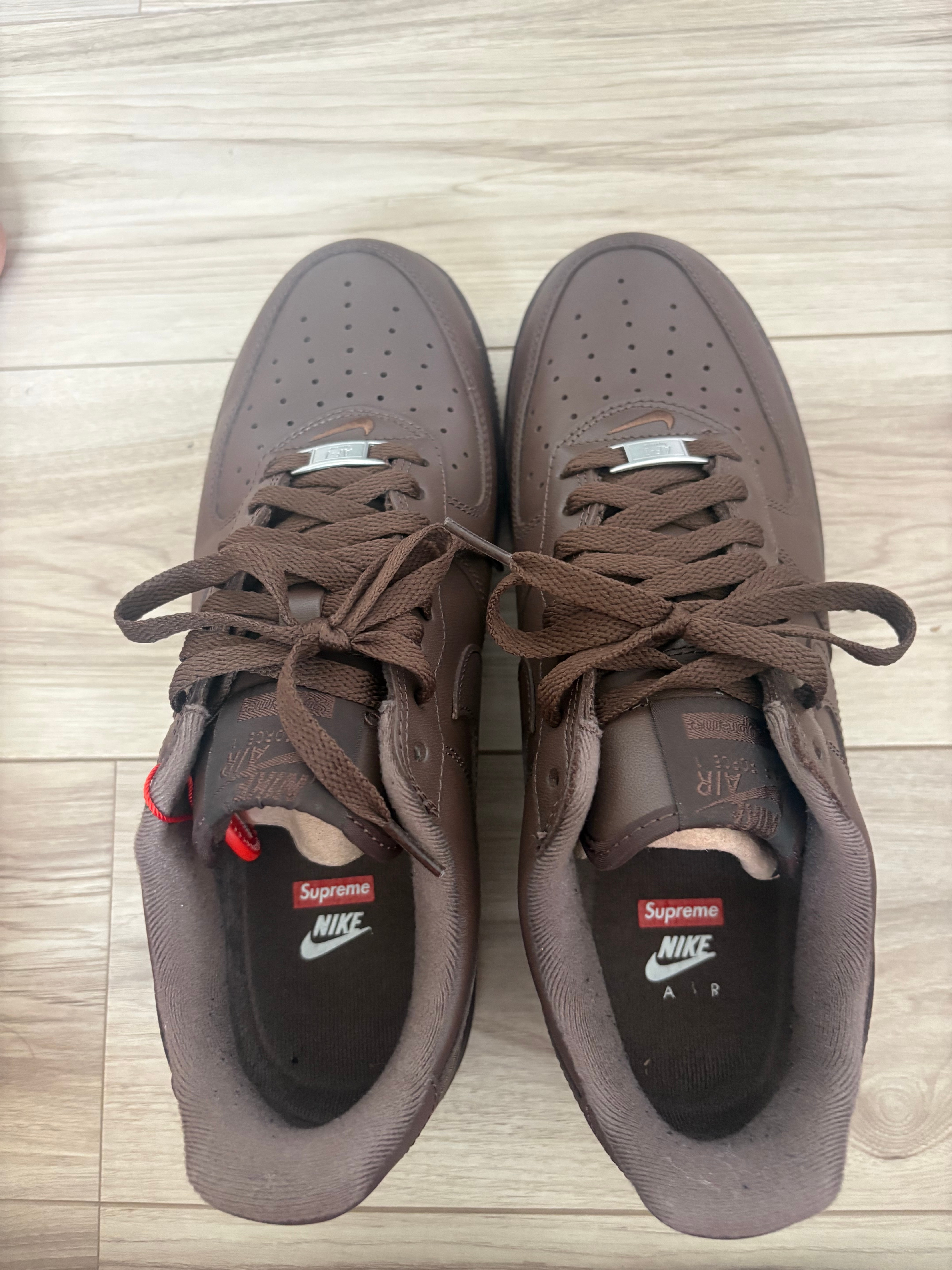 Supreme × Nike Air Force 1 Low "Baroque Brown"