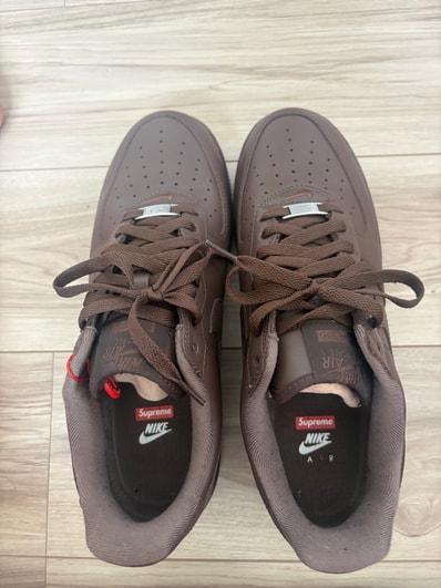 Supreme × Nike Air Force 1 Low "Baroque Brown"