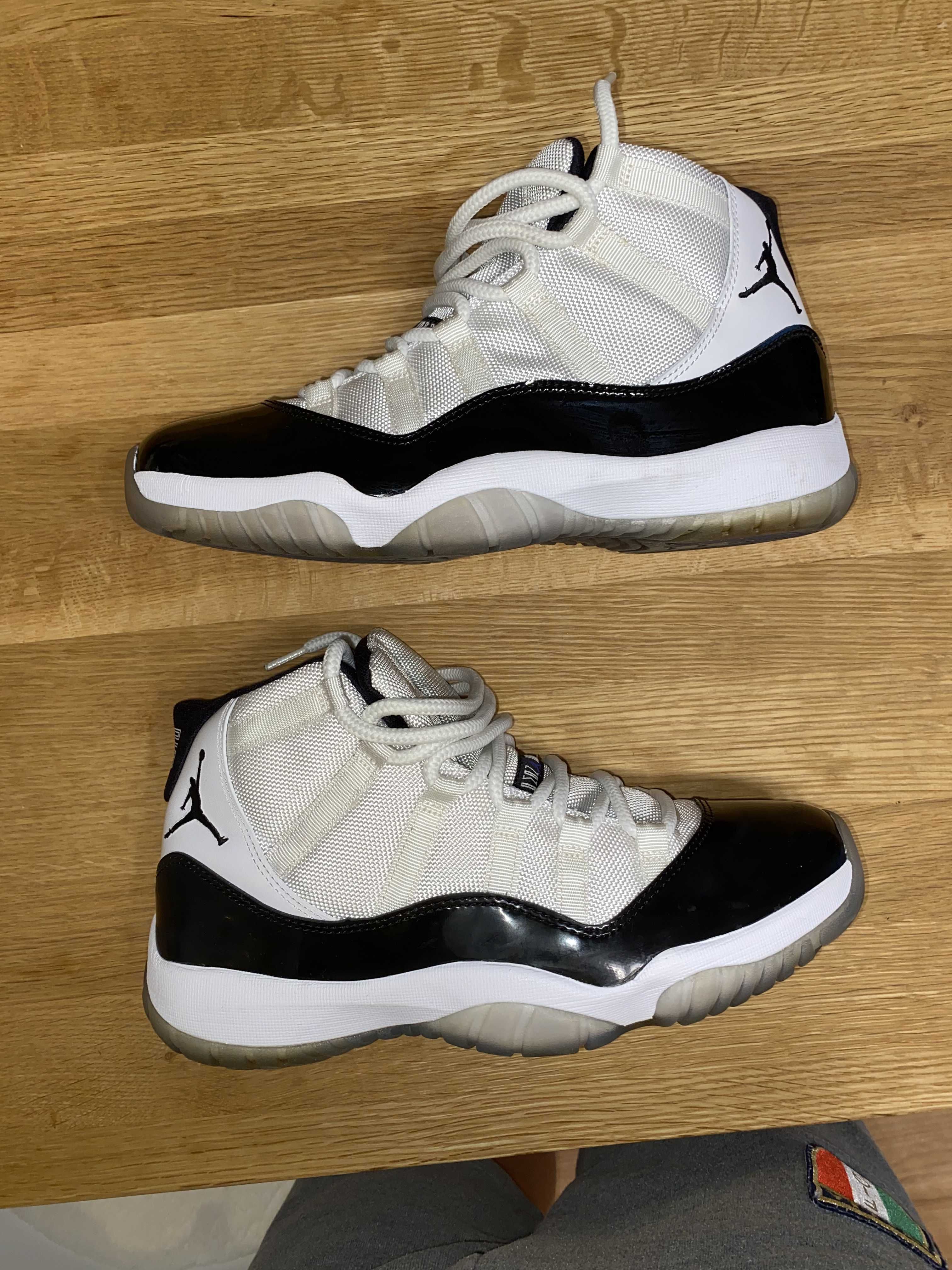 NIKE AIR JORDAN 11 RETRO "CONCORD" (2011)