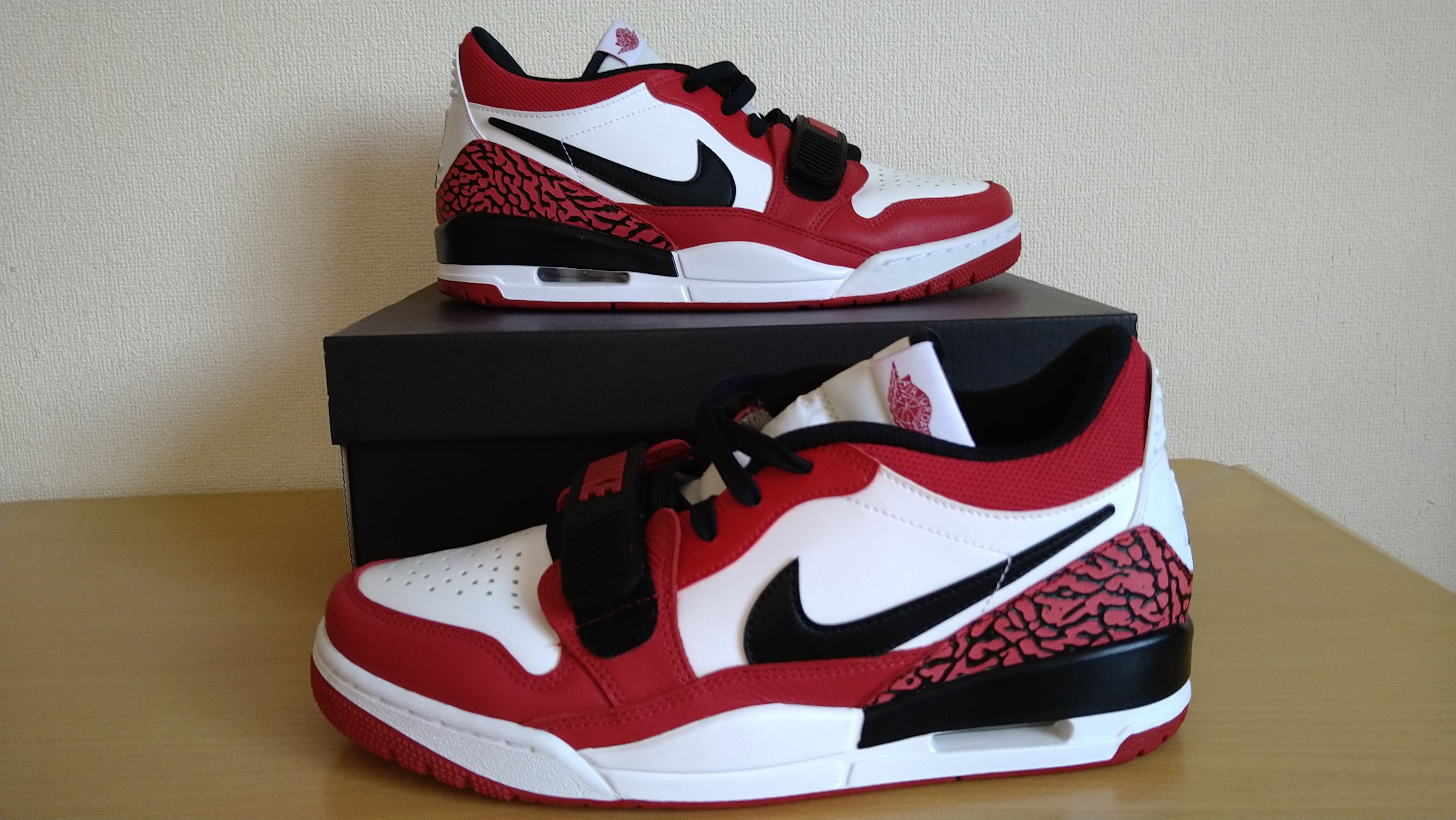 Nike Jordan Legacy 312 Low "Chicago"