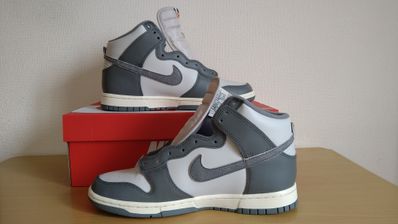 Nike Dunk High Retro SE Vintage "Light Bone and Tumbled Grey"