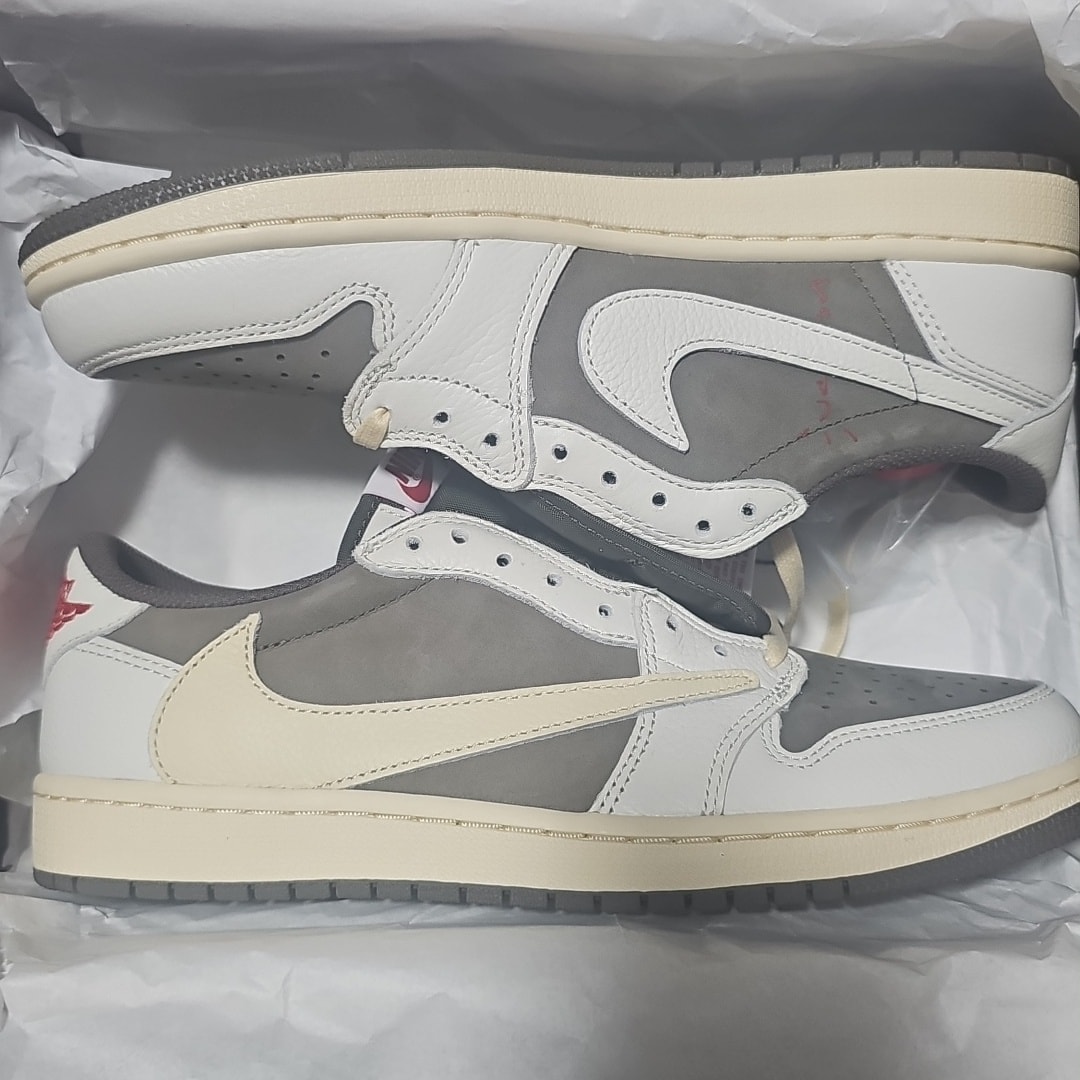 Travis Scott × Nike Air Jordan 1 Low OG SP "Reverse Mocha/Sail and Ridgerock"