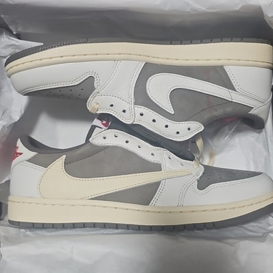 Travis Scott × Nike Air Jordan 1 Low OG SP "Reverse Mocha/Sail and Ridgerock"