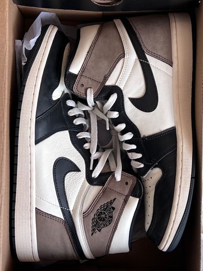 Nike Air Jordan 1 High OG "Sail/Dark Mocha/Black"