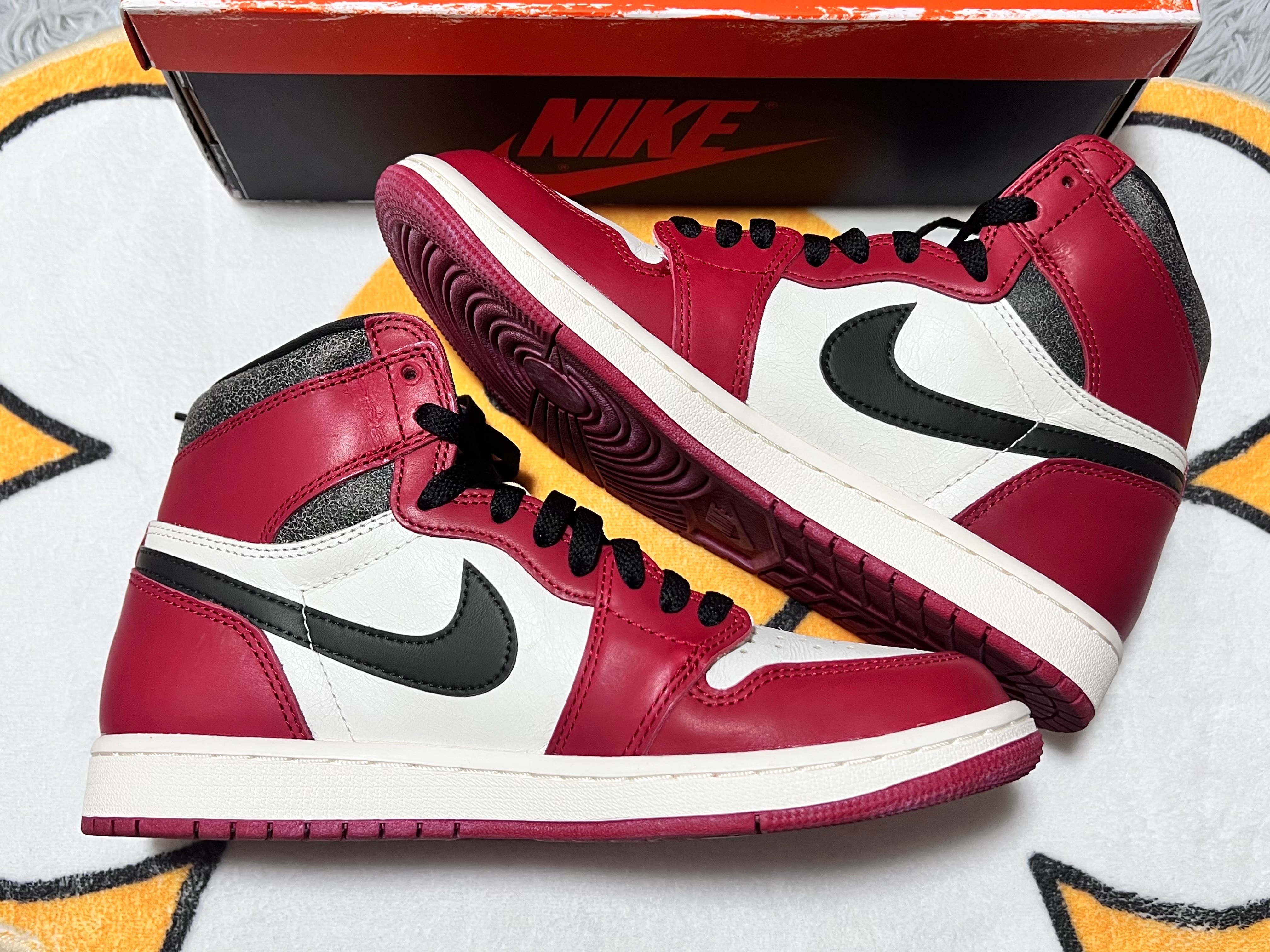 Nike Air Jordan 1 High OG "Lost & Found/Chicago"