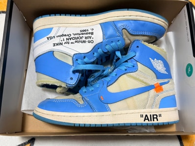 Off-White × Nike Air Jordan 1 High UNC "White/Dark Powder Blue"