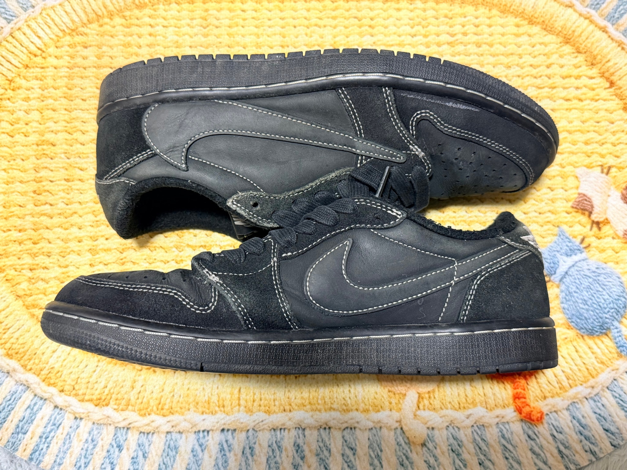 Travis Scott × Nike Air Jordan 1 Low OG SP "Black Phantom"