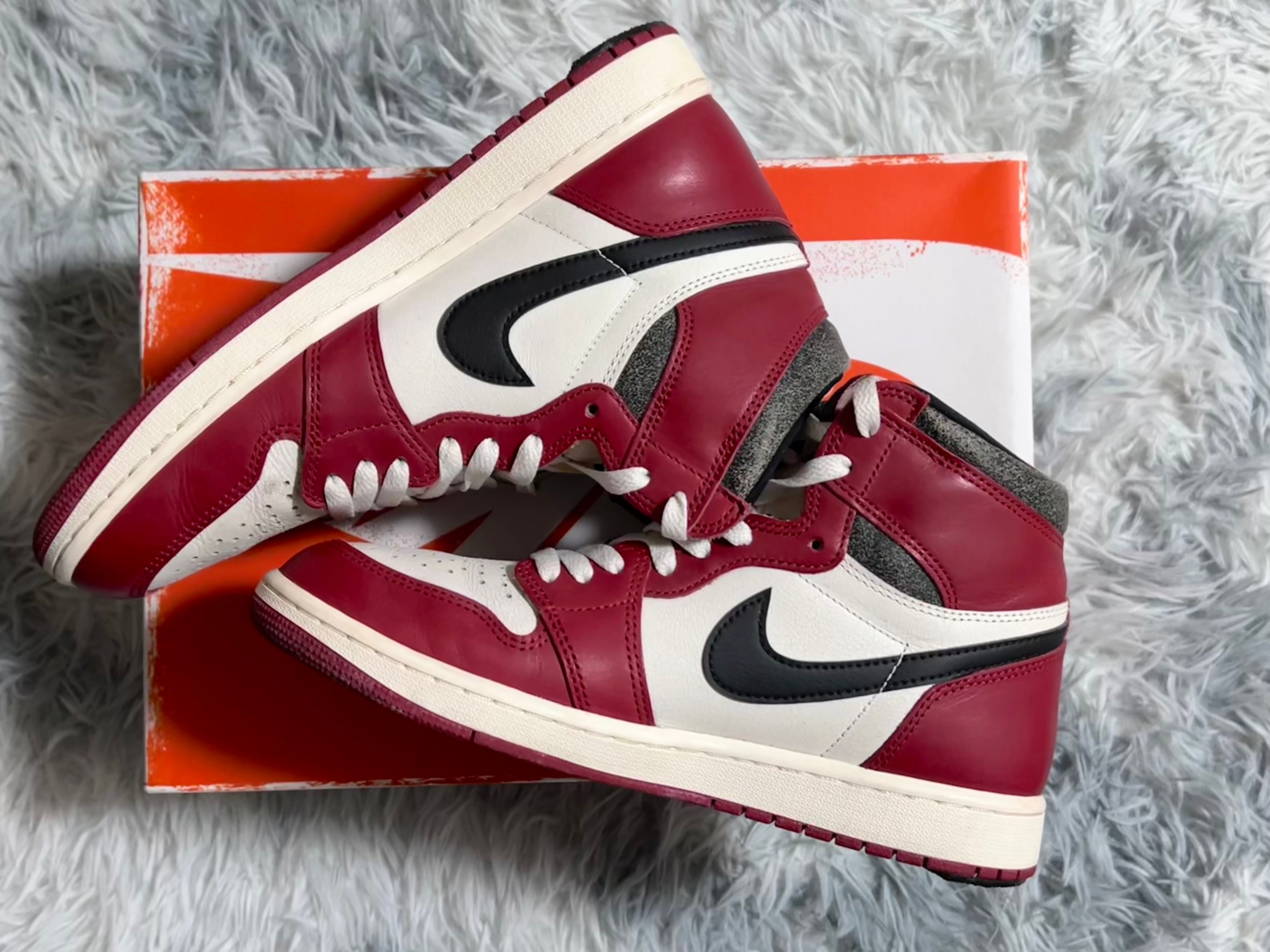 Nike Air Jordan 1 High OG "Lost & Found/Chicago"