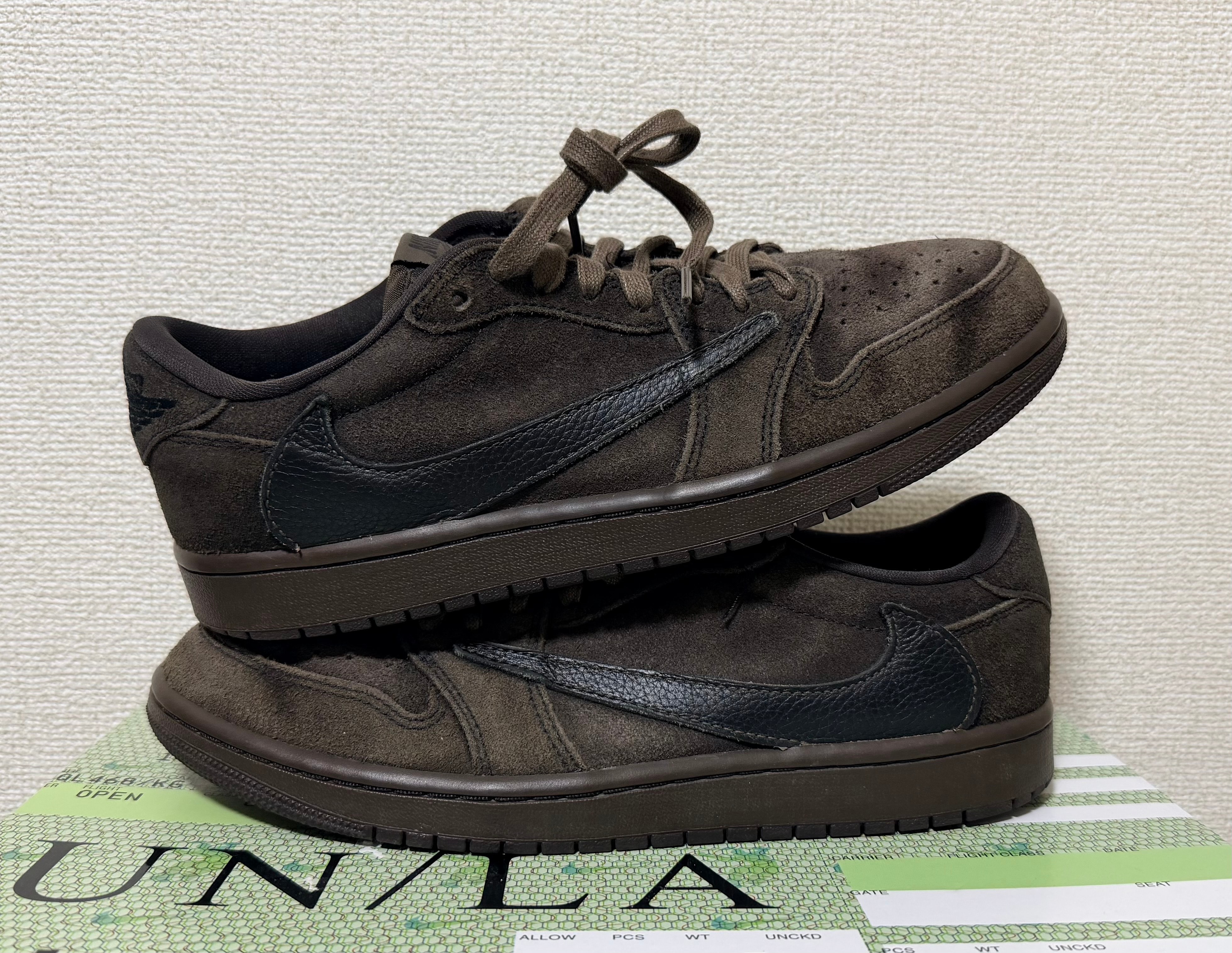 トラヴィススコット × ナイキ エアジョーダン1 ロー OG SP "ベルベットブラウン アンド ダークモカ"