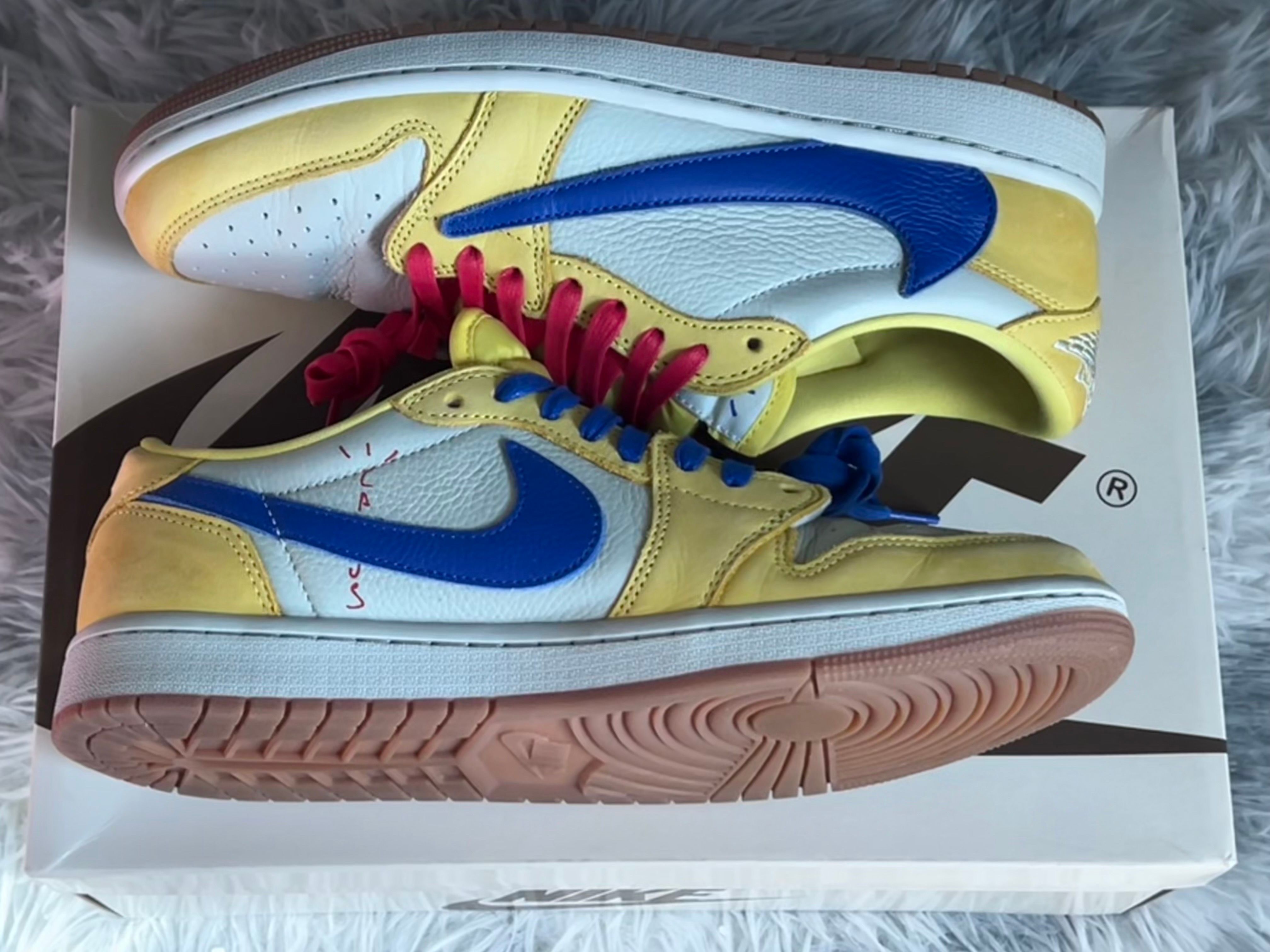 Travis Scott × Nike Women's Air Jordan 1 Retro Low OG "Canary"