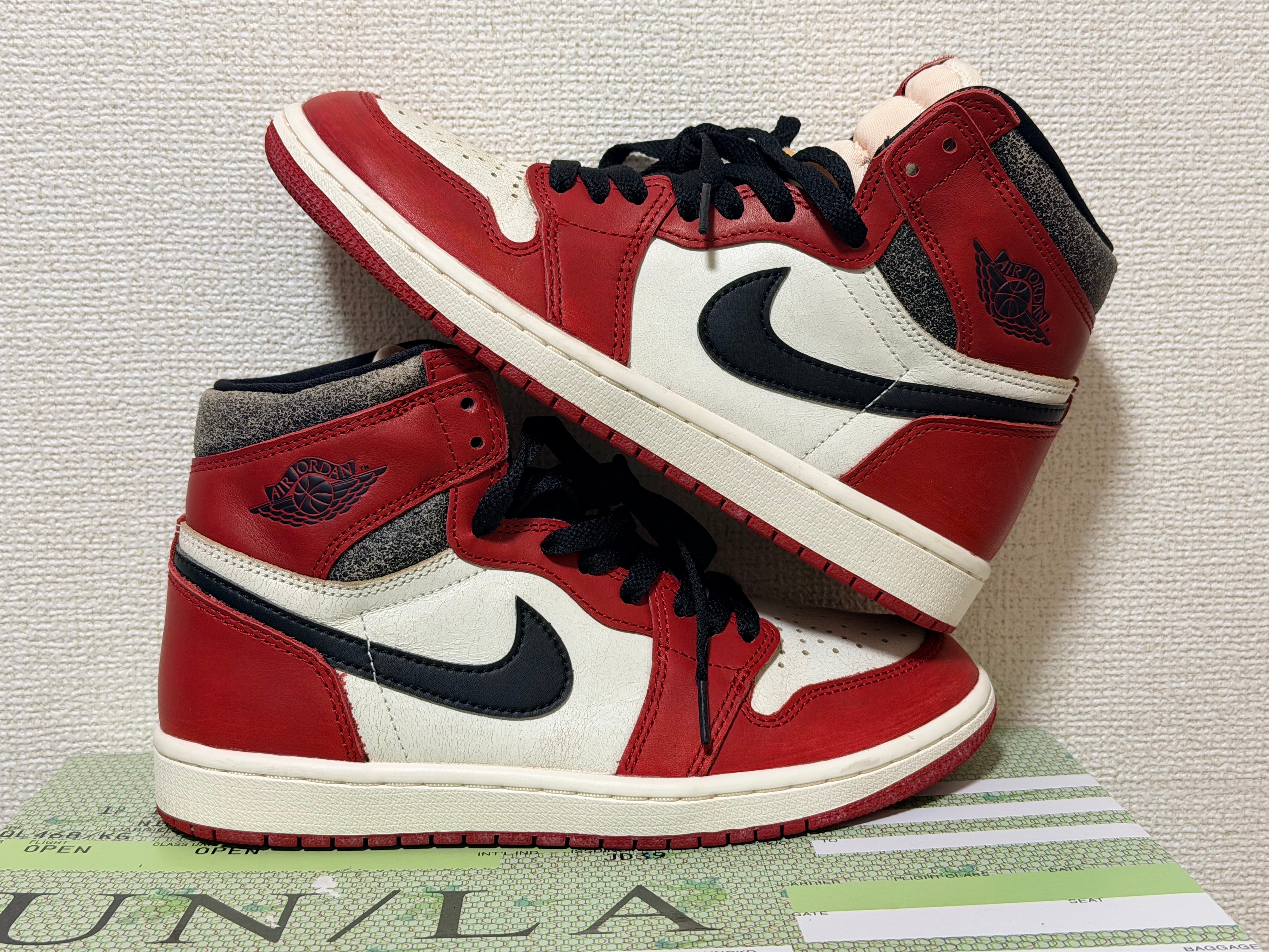 Nike Air Jordan 1 High OG "Lost & Found/Chicago"