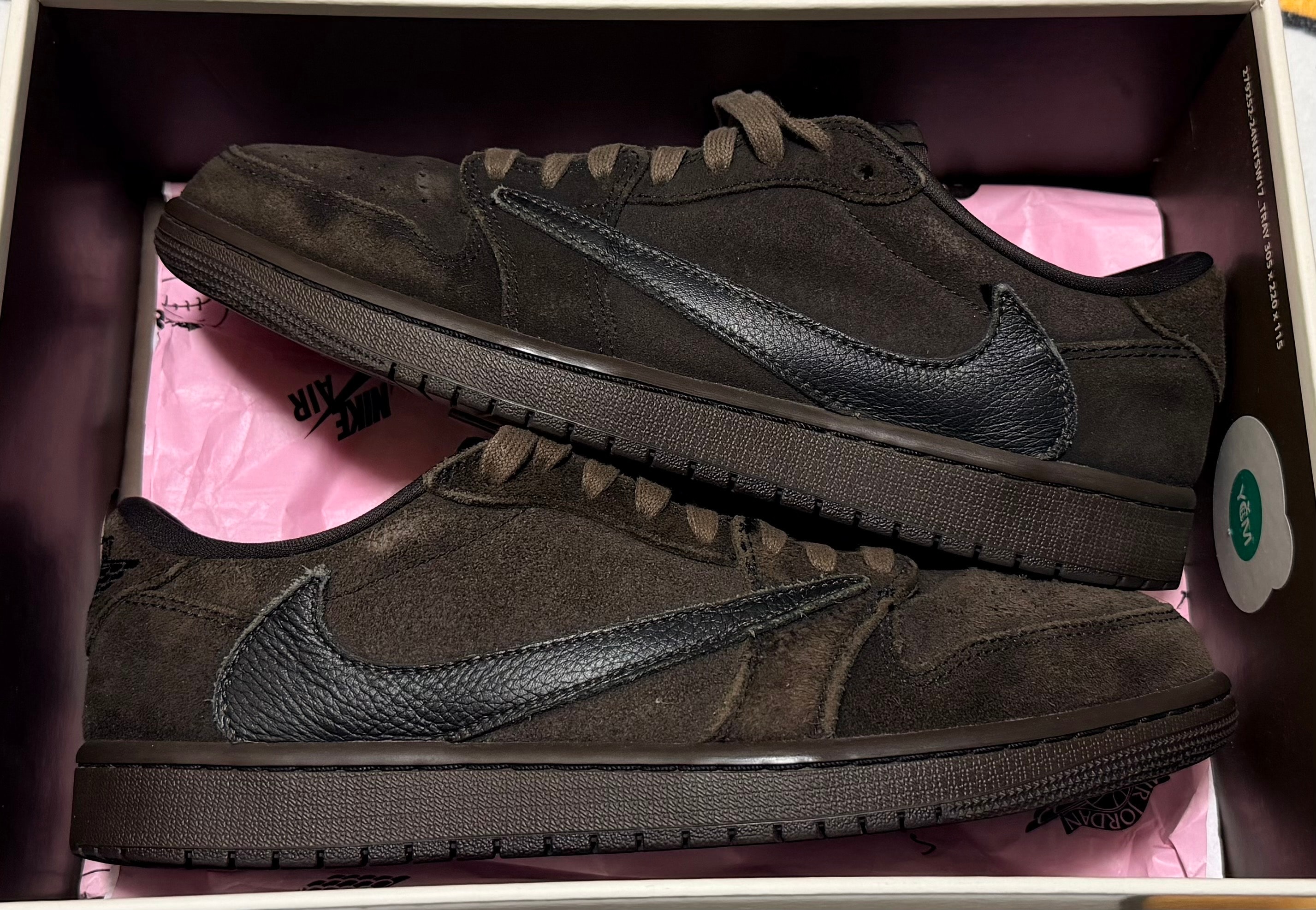 Travis Scott × Nike Air Jordan 1 Low OG SP "Velvet Brown and Dark Mocha"