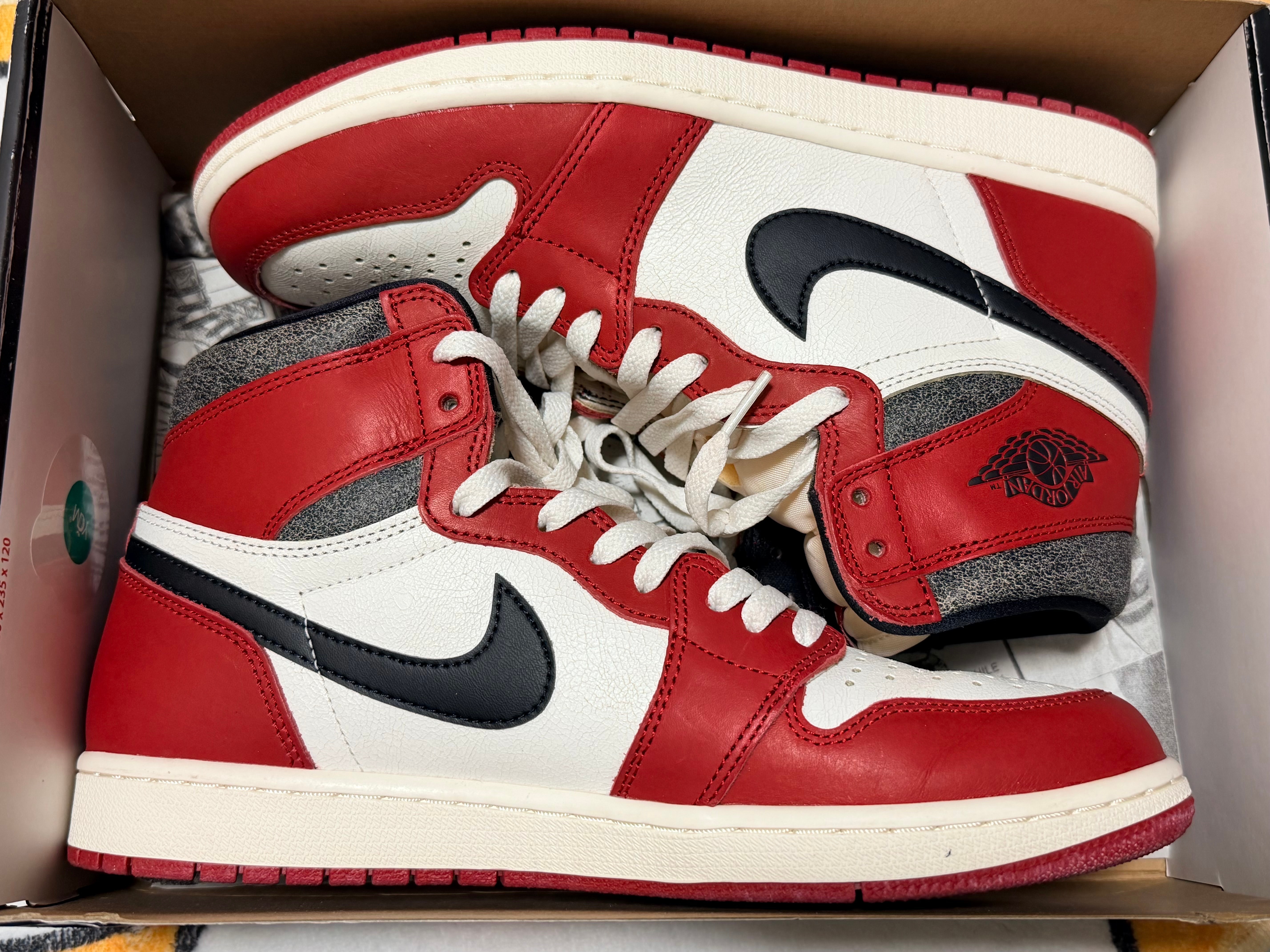 Nike Air Jordan 1 High OG "Lost & Found/Chicago"