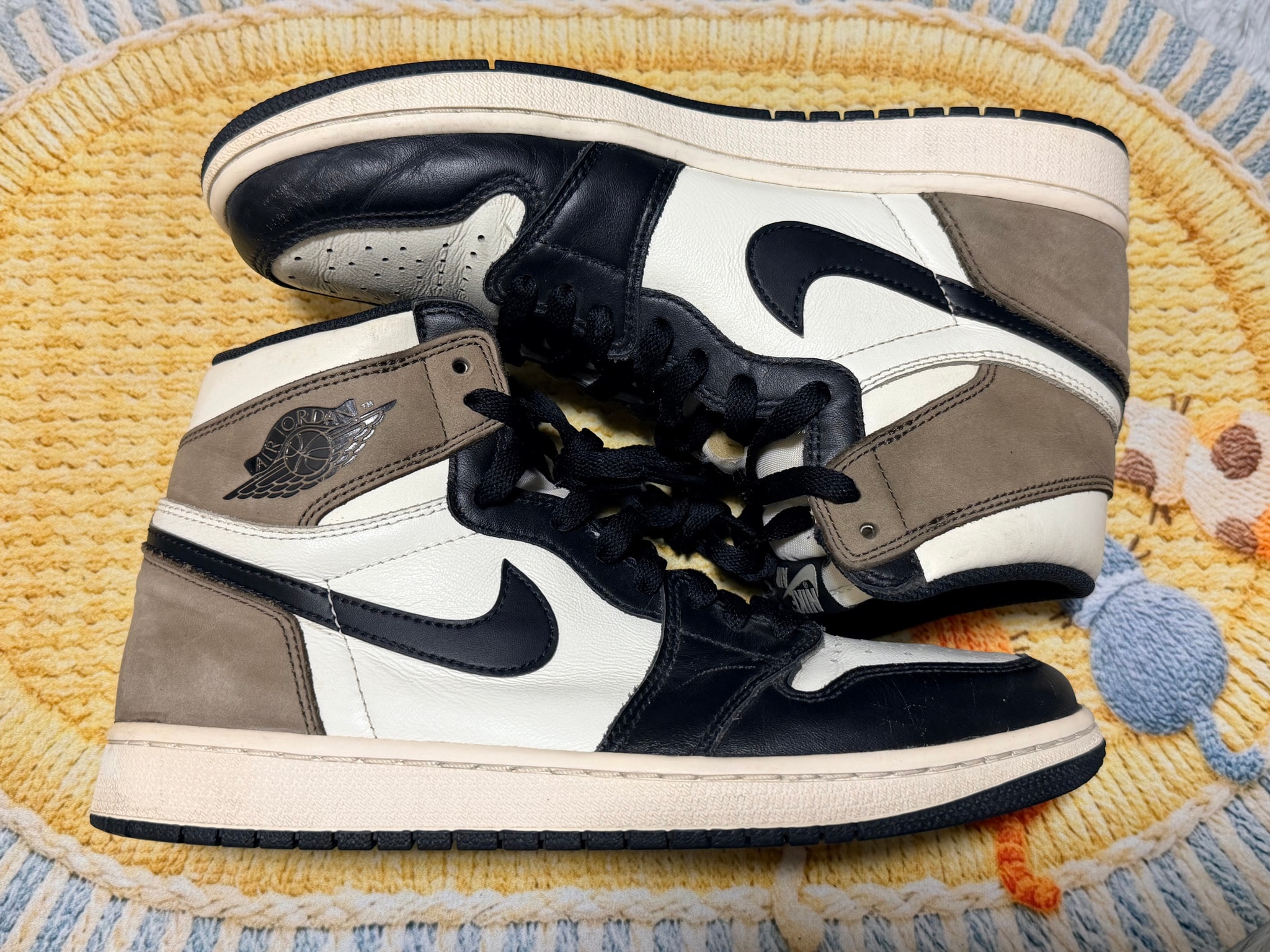 Nike Air Jordan 1 High OG "Sail/Dark Mocha/Black"