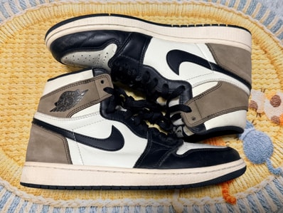 Nike Air Jordan 1 High OG "Sail/Dark Mocha/Black"