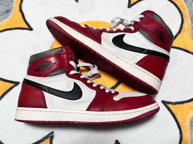 Nike Air Jordan 1 High OG "Lost & Found/Chicago"