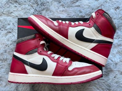 Nike Air Jordan 1 High OG "Lost & Found/Chicago"