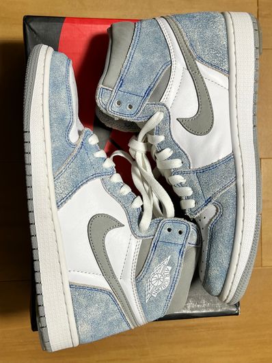 Nike Air Jordan 1 High OG "Hyper Royal"