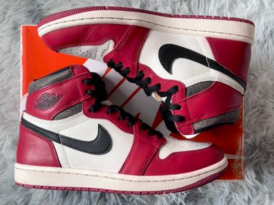 Nike Air Jordan 1 High OG "Lost & Found/Chicago"