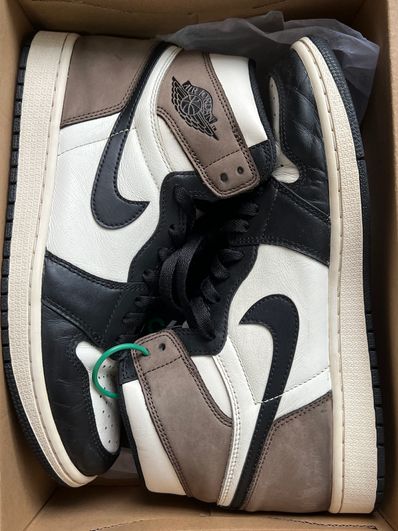 Nike Air Jordan 1 High OG "Sail/Dark Mocha/Black"