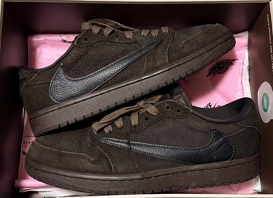 Travis Scott × Nike Air Jordan 1 Low OG SP "Velvet Brown and Dark Mocha"