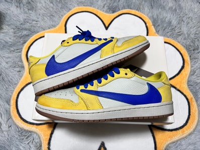 Travis Scott × Nike Women's Air Jordan 1 Retro Low OG "Canary"