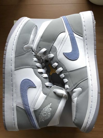 Nike Women's Air Jordan 1 Mid "Wolf Grey"