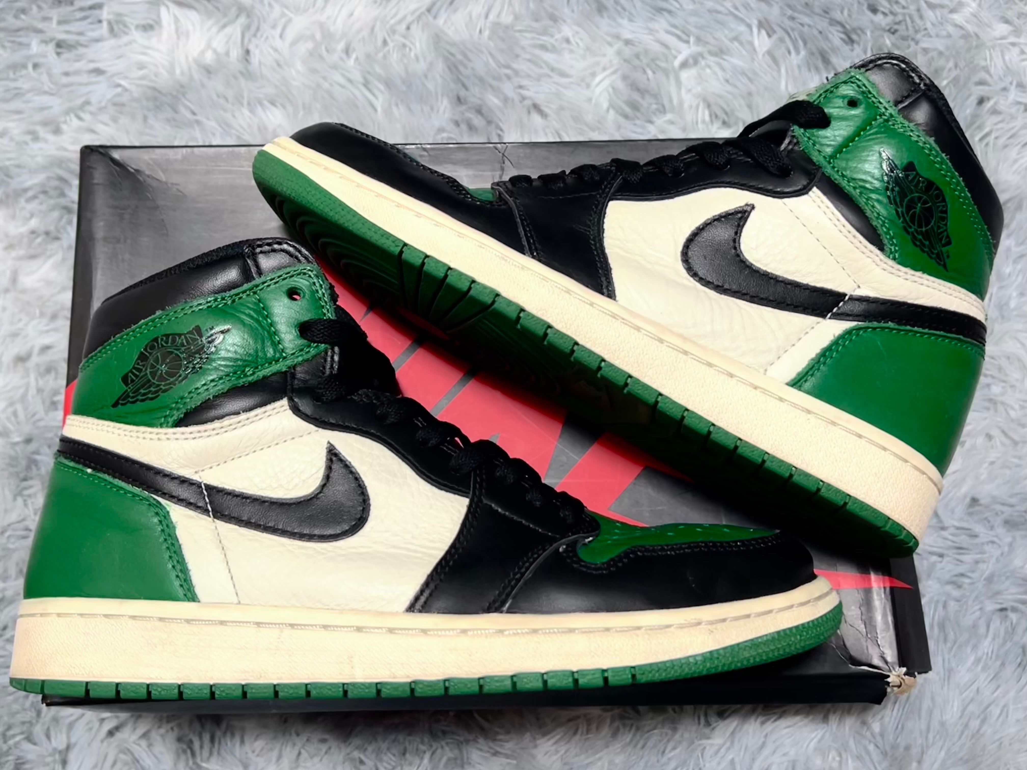 Nike Air Jordan 1 Retro High OG "Pine Green" (2018)