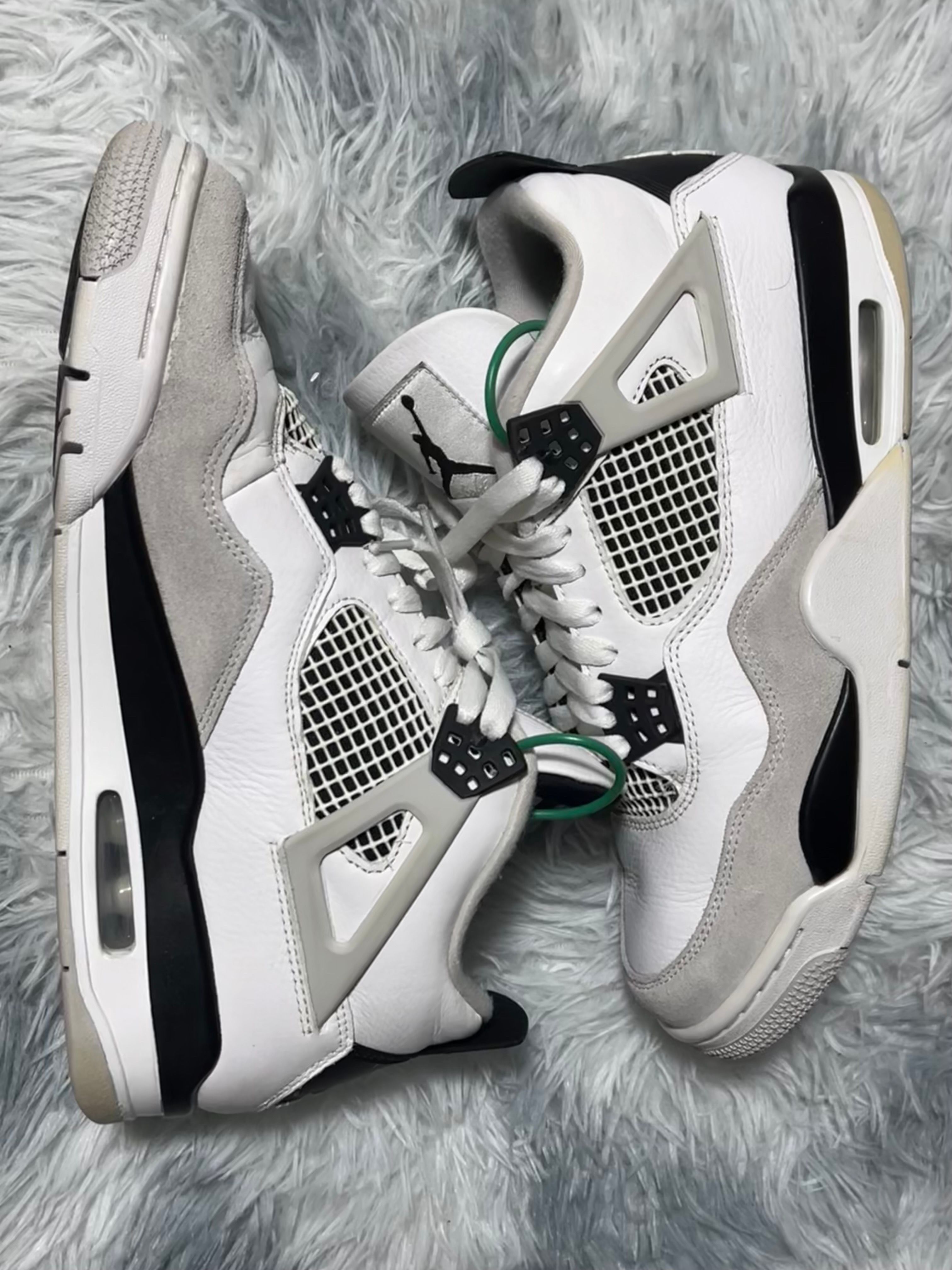 Nike Air Jordan 4 "Military Black"