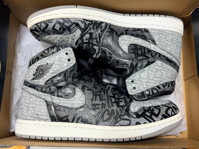 Nike Air Jordan 1 High OG "Rebellionaire"