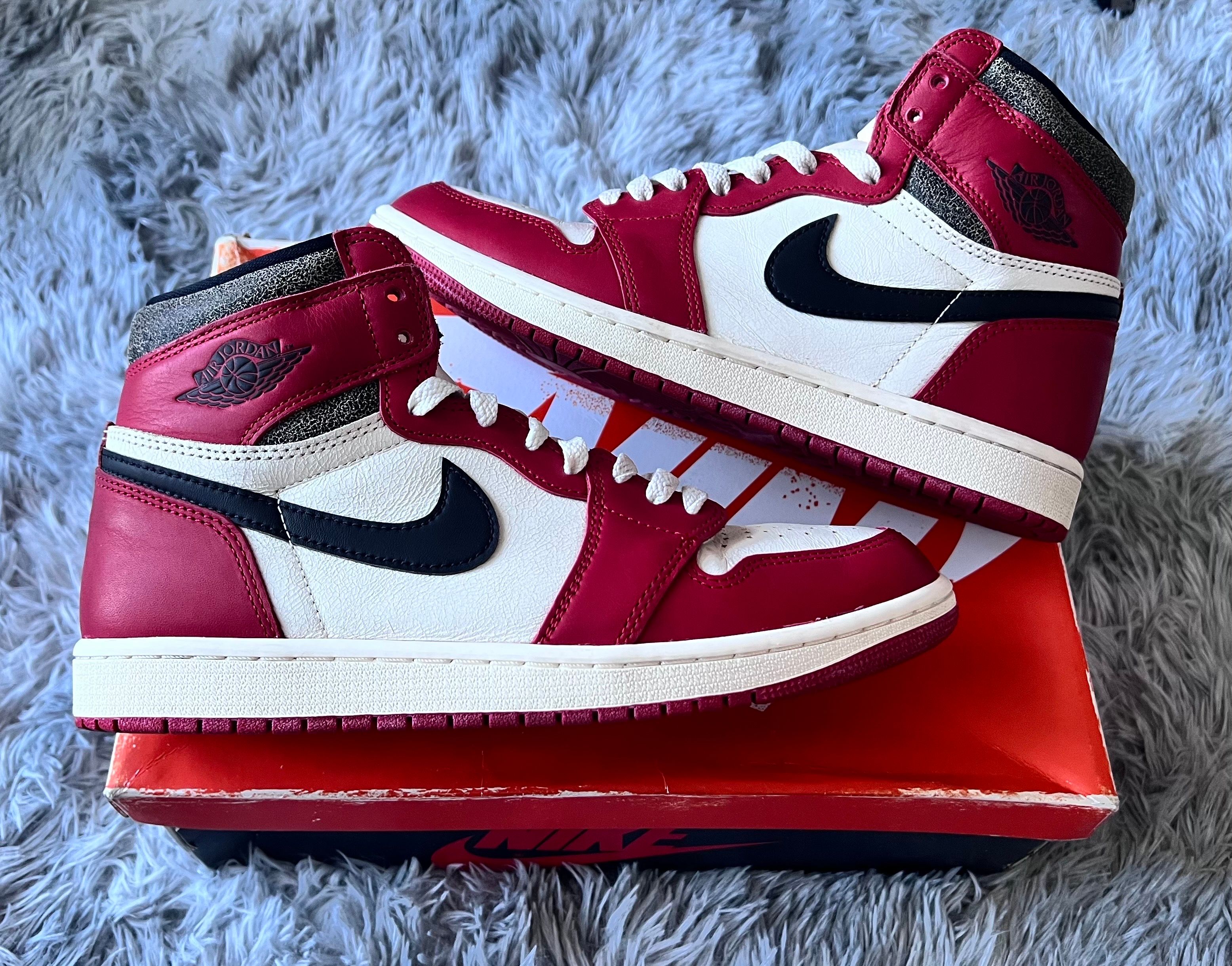 Nike Air Jordan 1 High OG "Lost & Found/Chicago"