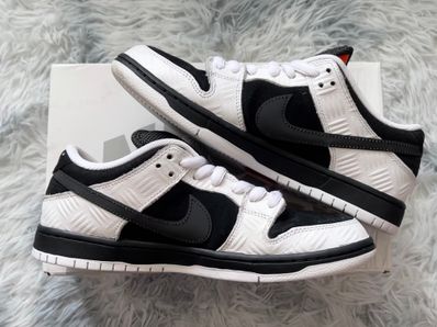 TIGHTBOOTH × Nike SB Dunk Low Pro QS "Black and White"