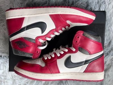 Nike Air Jordan 1 High OG "Lost & Found/Chicago"