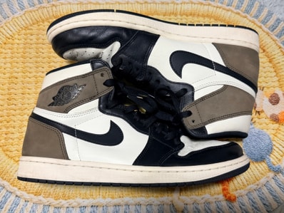 Nike Air Jordan 1 High OG "Sail/Dark Mocha/Black"