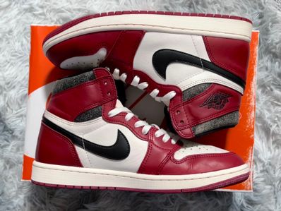 Nike Air Jordan 1 High OG "Lost & Found/Chicago"
