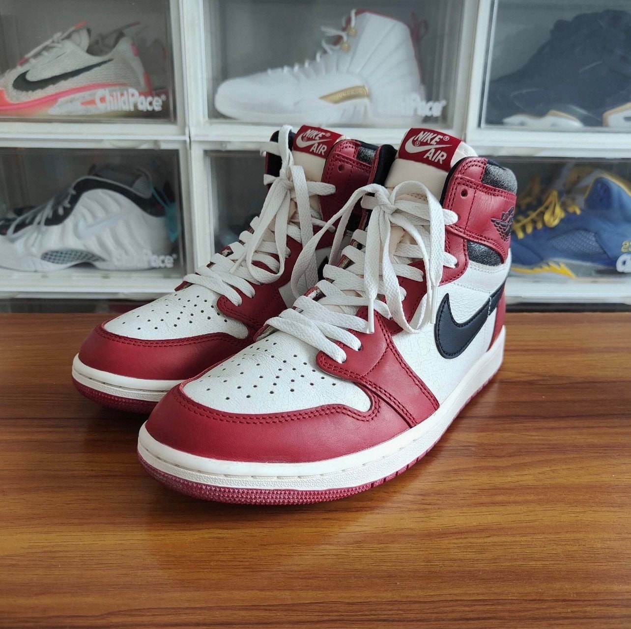 Nike Air Jordan 1 High OG "Lost & Found/Chicago"