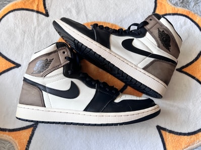 Nike Air Jordan 1 High OG "Sail/Dark Mocha/Black"