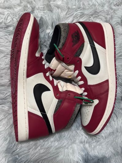 Nike Air Jordan 1 High OG "Lost & Found/Chicago"