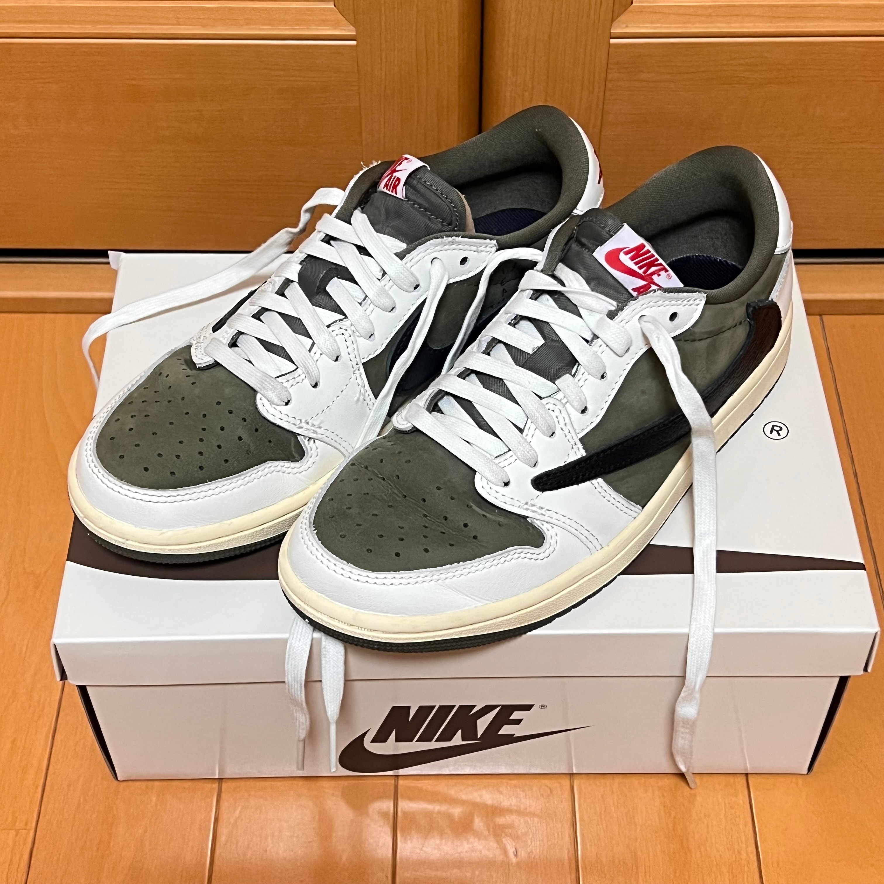 Travis Scott × Nike Air Jordan 1 Low OG SP "Reverse Olive"