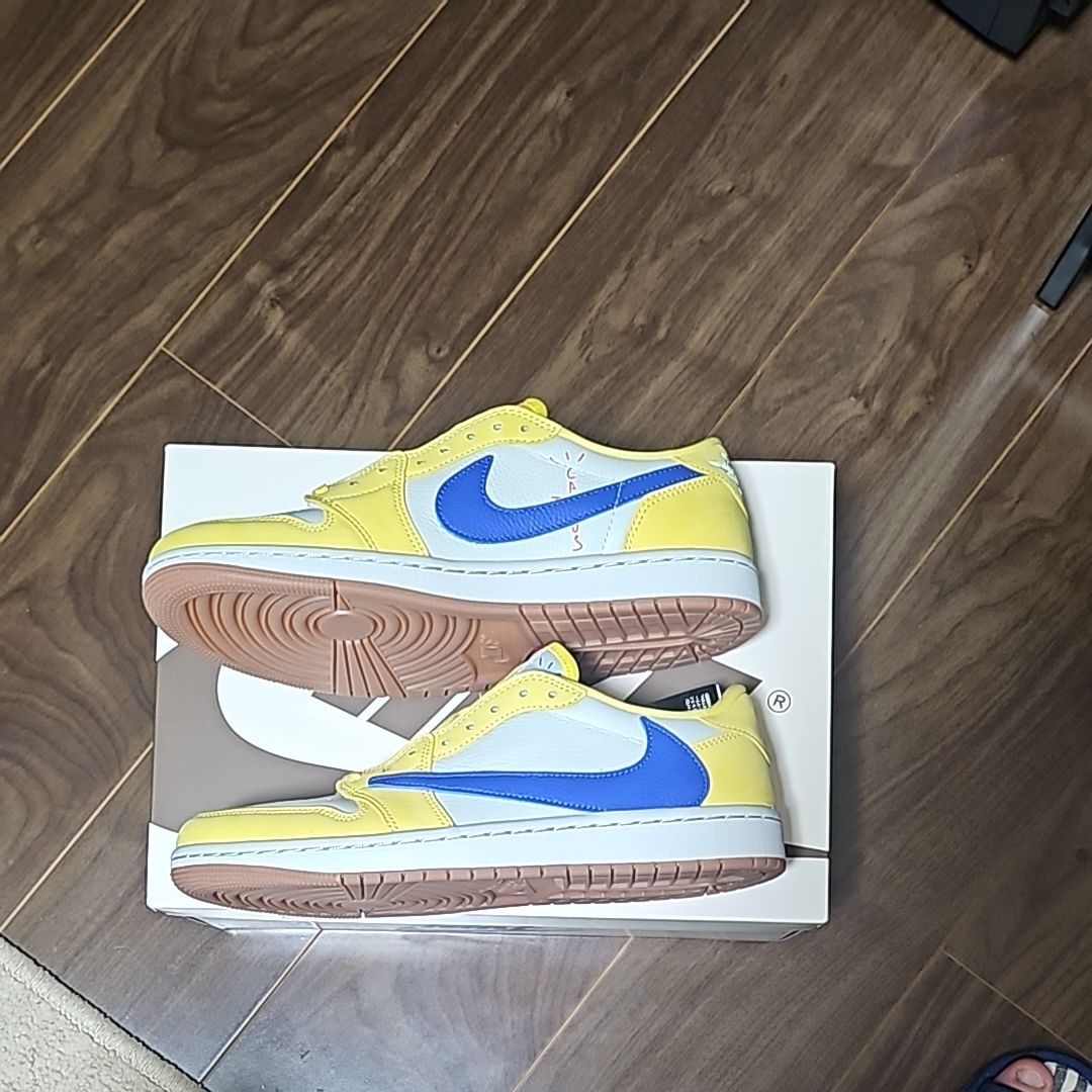 Travis Scott × Nike Women's Air Jordan 1 Retro Low OG "Canary"