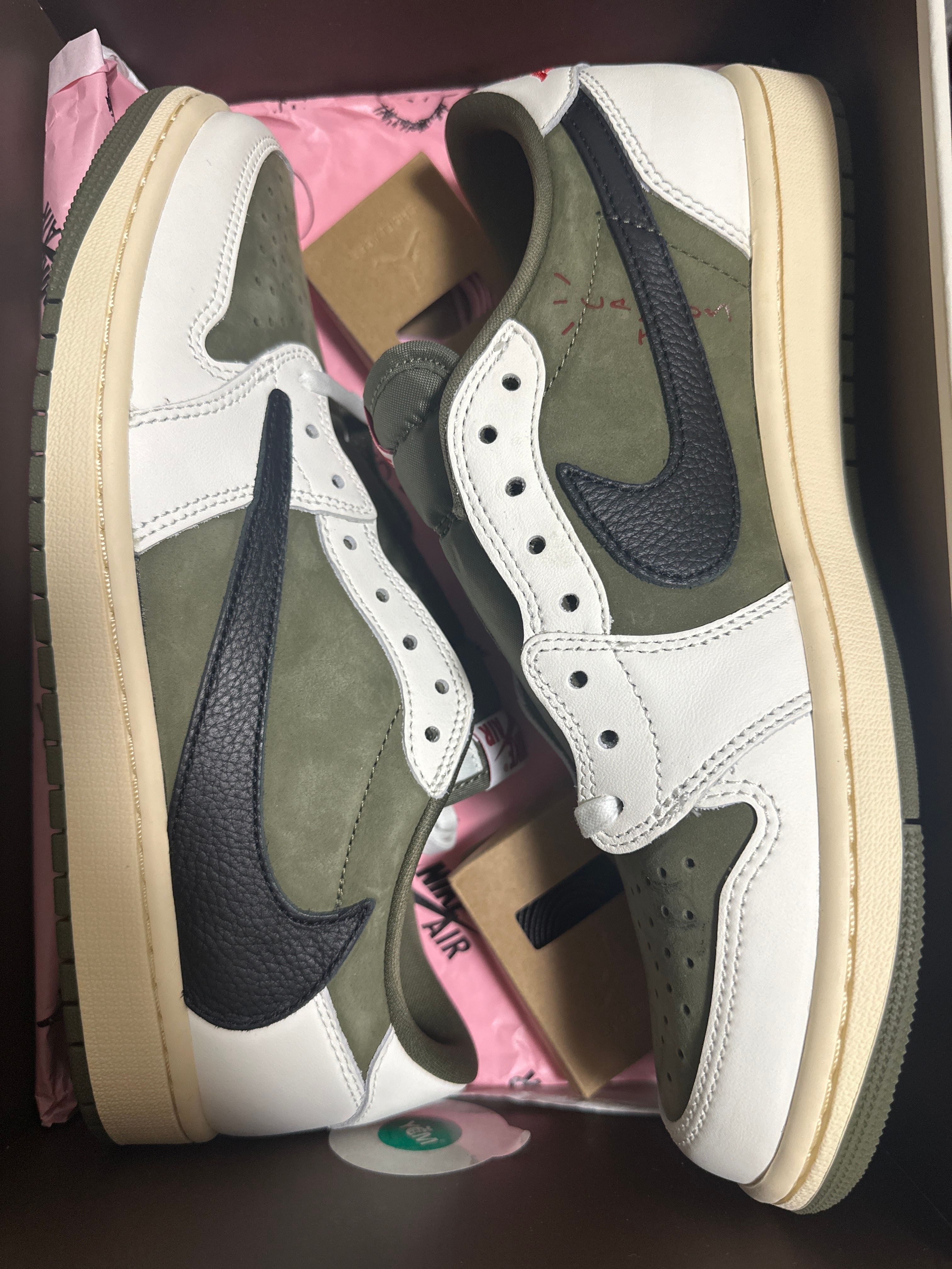 Travis Scott × Nike Air Jordan 1 Low OG SP "Reverse Olive"